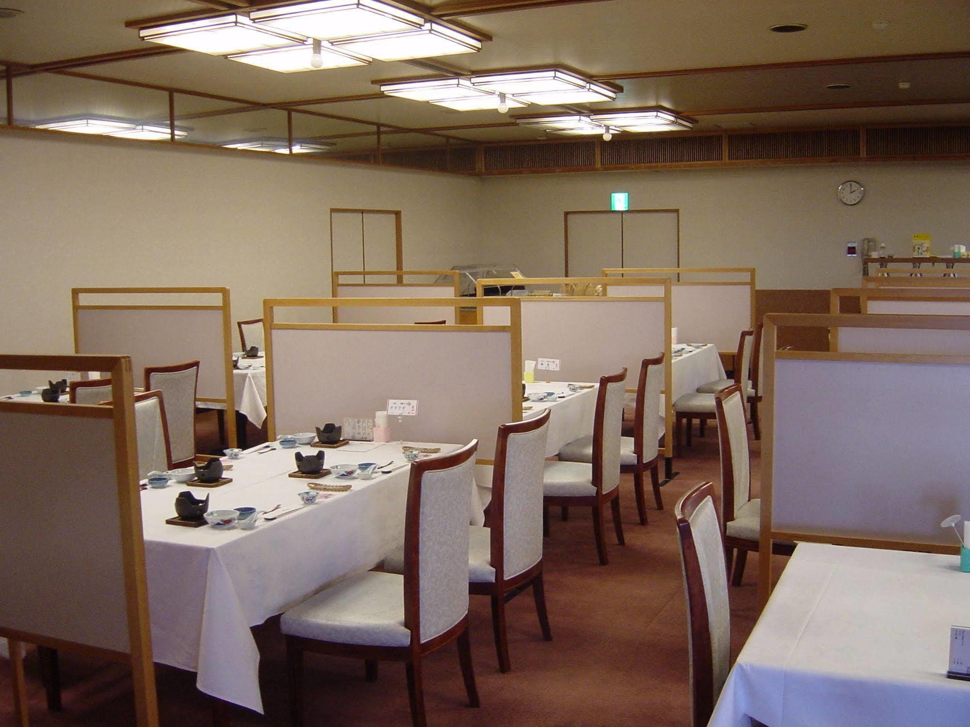 Hotel Hana Isawa Fuefuki Εξωτερικό φωτογραφία